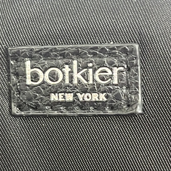 Botkier bond black tote bag zipper top vinyl outer - Picture 4 of 13